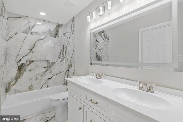 5904 JUSTINA DR, Lanham, MD 20706