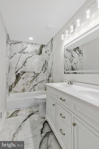 5904 JUSTINA DR, Lanham, MD 20706