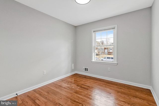 5904 JUSTINA DR, Lanham, MD 20706