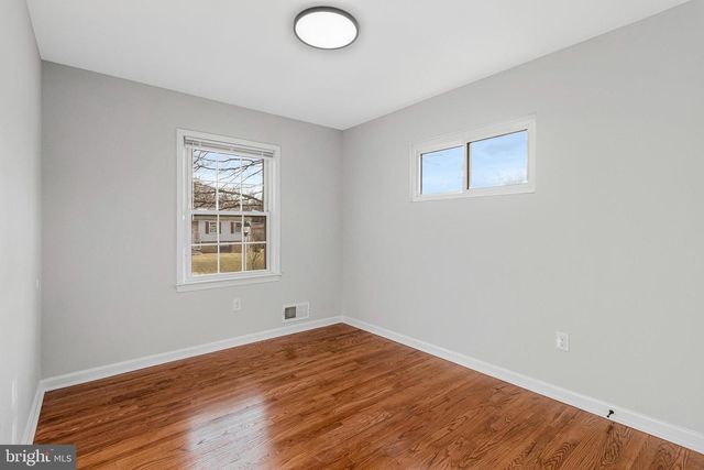 5904 JUSTINA DR, Lanham, MD 20706