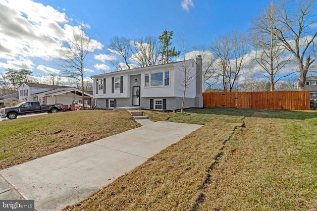 5904 JUSTINA DR, Lanham, MD 20706