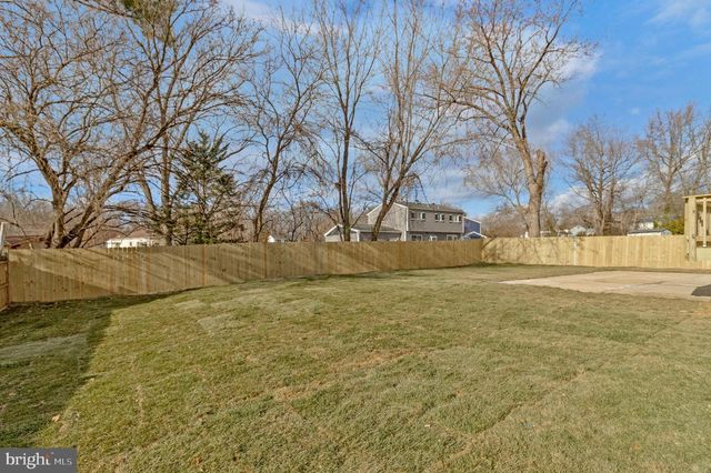 5904 JUSTINA DR, Lanham, MD 20706