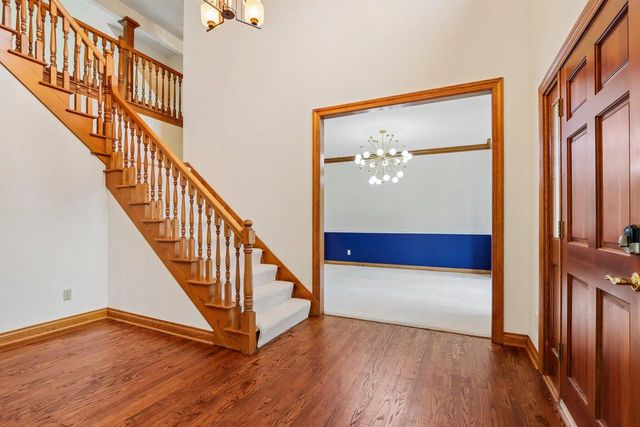 3590 Nassau DRIVE, Brookfield, WI 53045