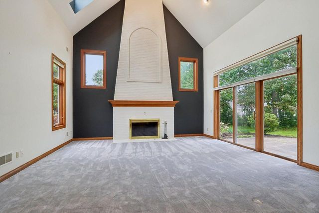 3590 Nassau DRIVE, Brookfield, WI 53045