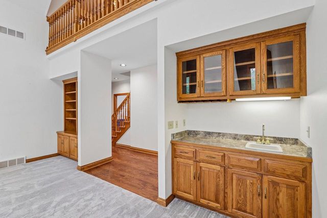3590 Nassau DRIVE, Brookfield, WI 53045