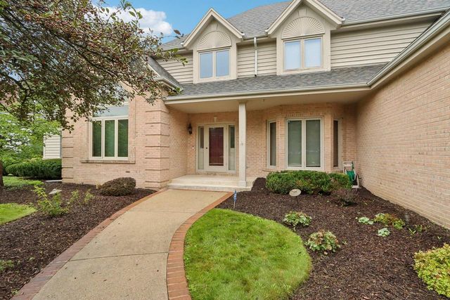 3590 Nassau DRIVE, Brookfield, WI 53045