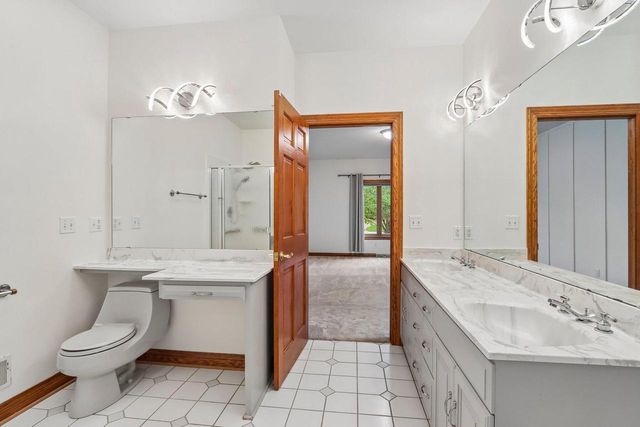 3590 Nassau DRIVE, Brookfield, WI 53045