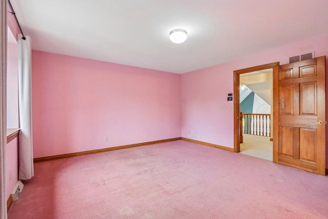 3590 Nassau DRIVE, Brookfield, WI 53045