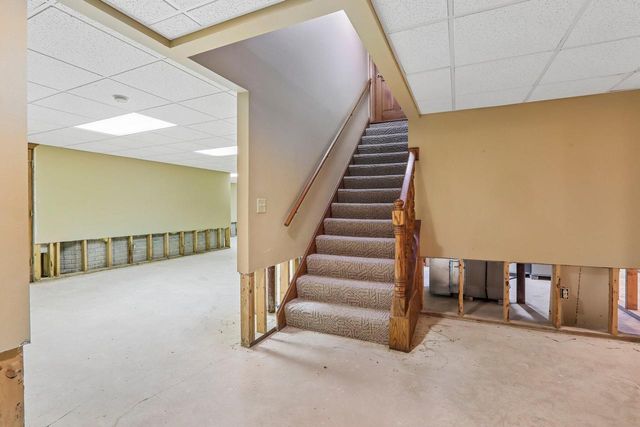 3590 Nassau DRIVE, Brookfield, WI 53045