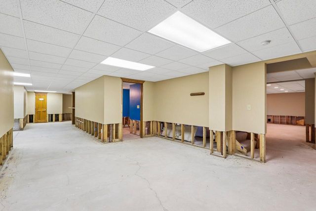 3590 Nassau DRIVE, Brookfield, WI 53045