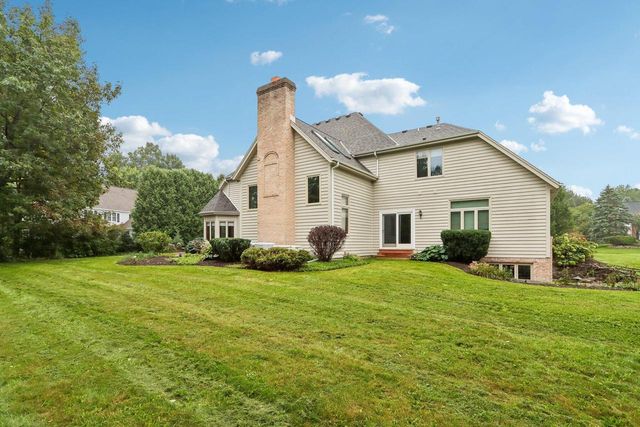 3590 Nassau DRIVE, Brookfield, WI 53045