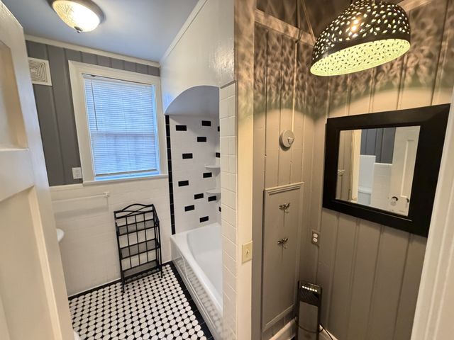 1106 Kenwood Dr, Nashville, TN 37216