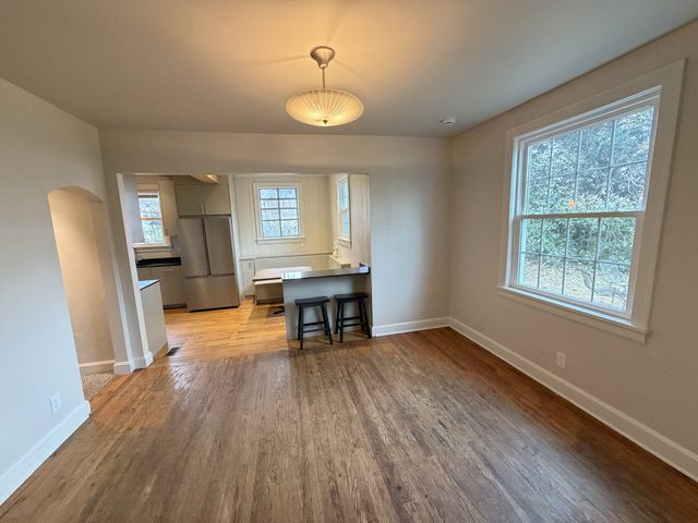 1106 Kenwood Dr, Nashville, TN 37216