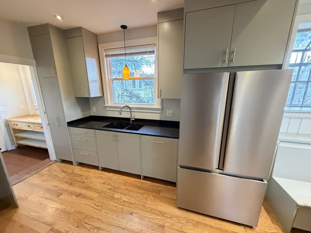 1106 Kenwood Dr, Nashville, TN 37216