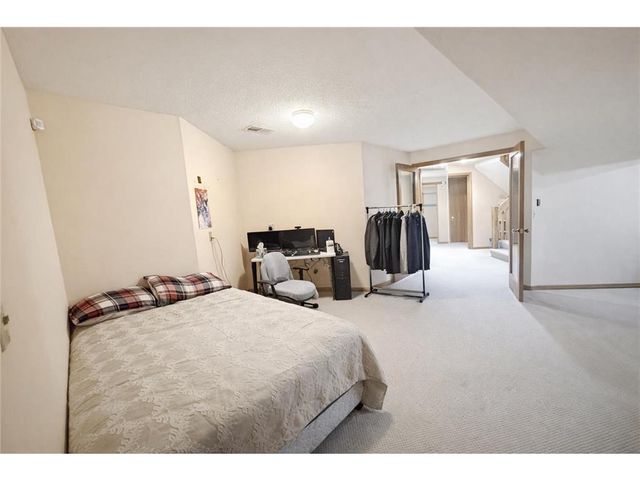 8992 Hidden Meadow Road, Woodbury, MN 55125
