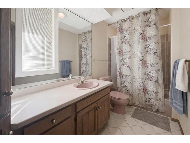 8992 Hidden Meadow Road, Woodbury, MN 55125