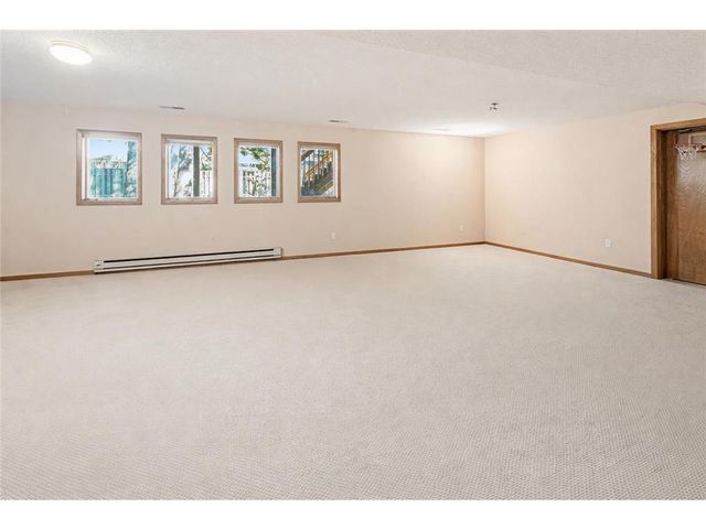 8992 Hidden Meadow Road, Woodbury, MN 55125