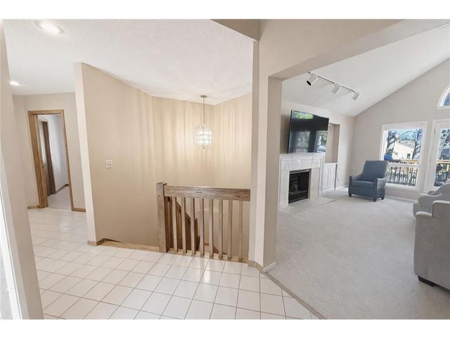 8992 Hidden Meadow Road, Woodbury, MN 55125