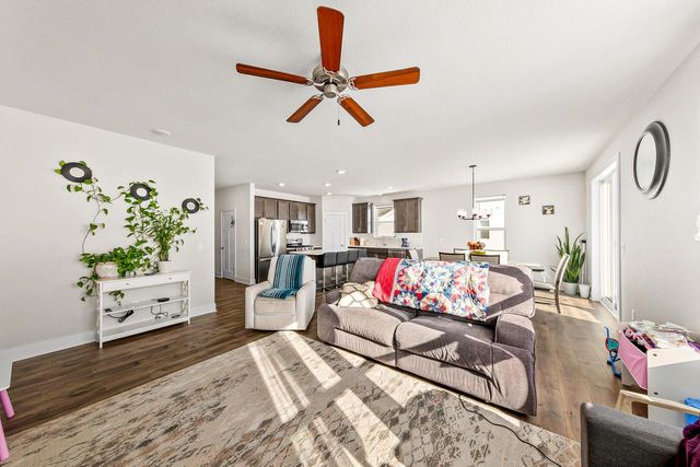 W218N16074 Tiger Lily DRIVE, Jackson, WI 53037