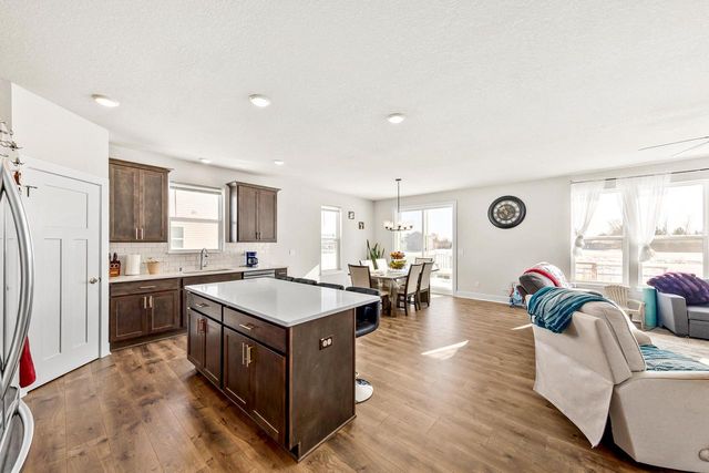 W218N16074 Tiger Lily DRIVE, Jackson, WI 53037