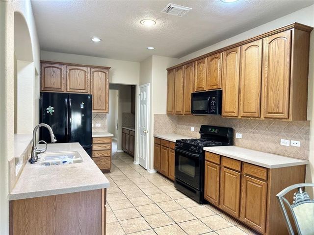 3723 Tumbling Falls Drive, Manvel, TX 77578