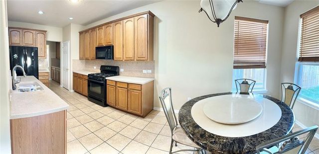 3723 Tumbling Falls Drive, Manvel, TX 77578