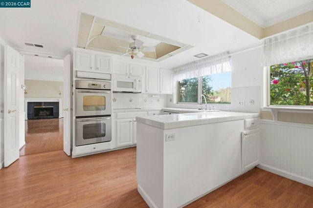 4001 Terra Granada Dr 1A, Walnut Creek, CA 94595