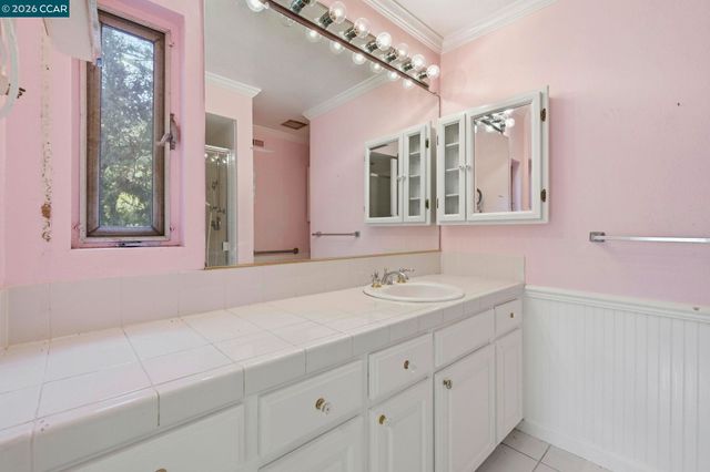 4001 Terra Granada Dr 1A, Walnut Creek, CA 94595