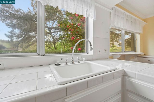 4001 Terra Granada Dr 1A, Walnut Creek, CA 94595