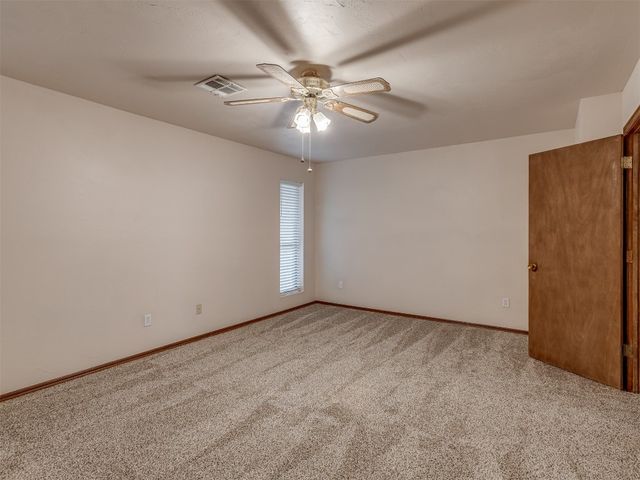 17112 Valley Crest, Edmond, OK 73012