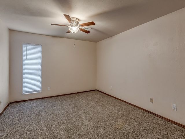 17112 Valley Crest, Edmond, OK 73012