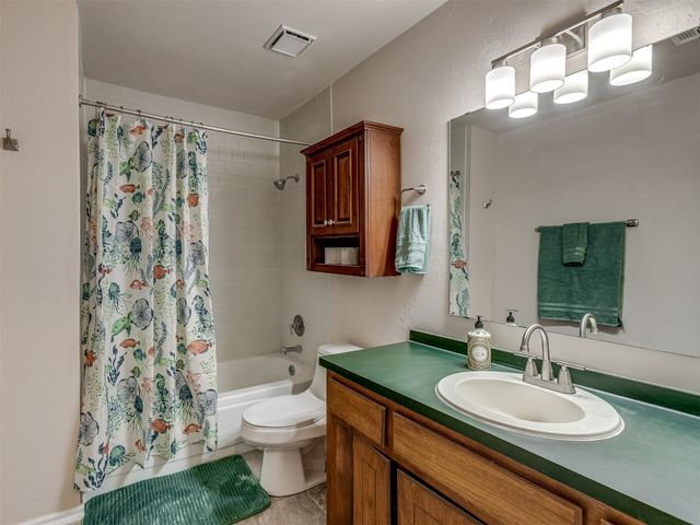 17112 Valley Crest, Edmond, OK 73012
