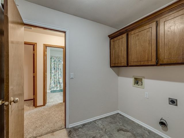 17112 Valley Crest, Edmond, OK 73012