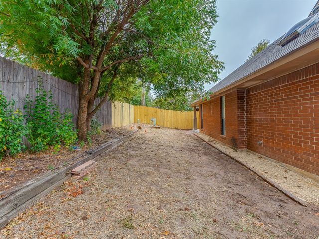 17112 Valley Crest, Edmond, OK 73012
