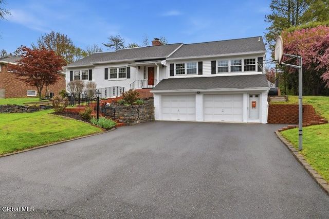 7 Harding Street, Albany, NY 12208