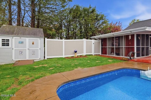 7 Harding Street, Albany, NY 12208