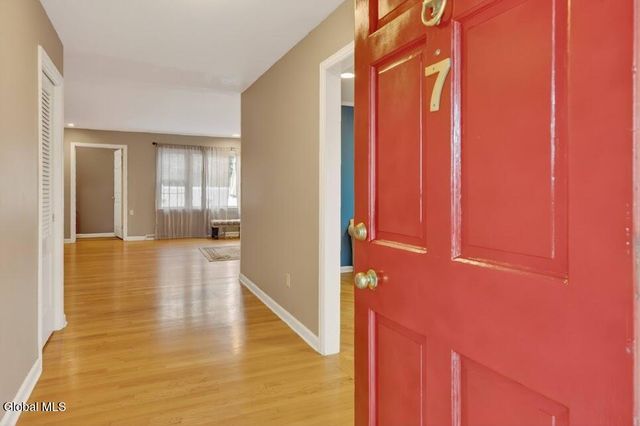 7 Harding Street, Albany, NY 12208