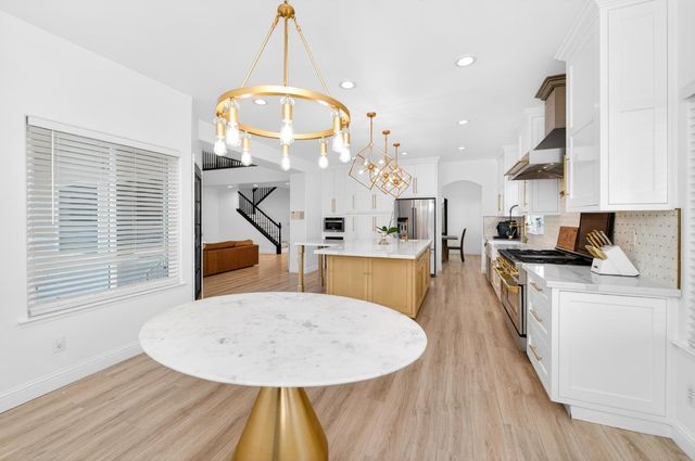 2853 Carolina Avenue, Clovis, CA 93611