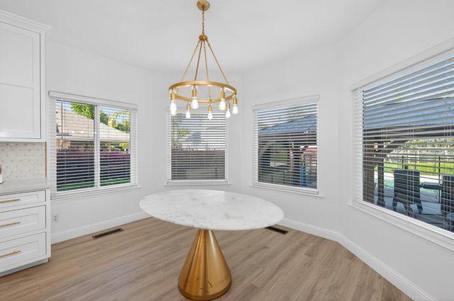 2853 Carolina Avenue, Clovis, CA 93611