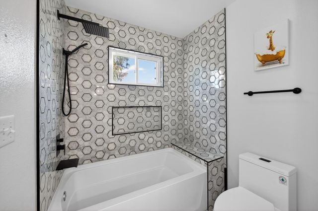 2853 Carolina Avenue, Clovis, CA 93611