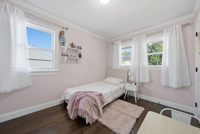 107 New York St, Lowell, MA 01854
