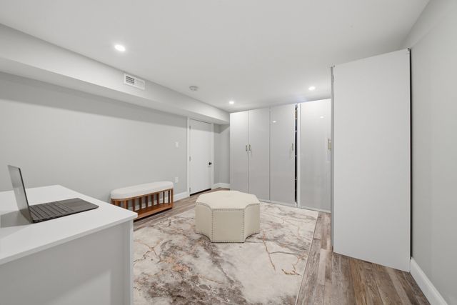 107 New York St, Lowell, MA 01854