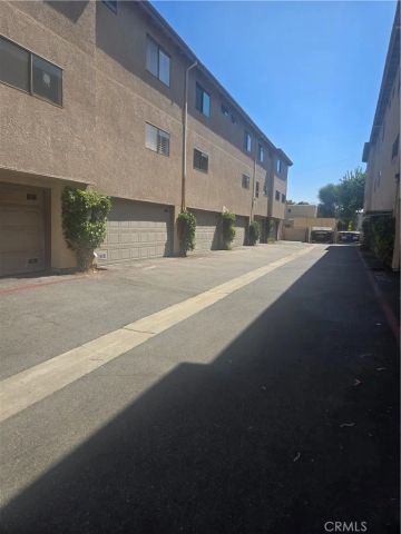 15137 Magnolia Boulevard C, Los Angeles, CA 91403