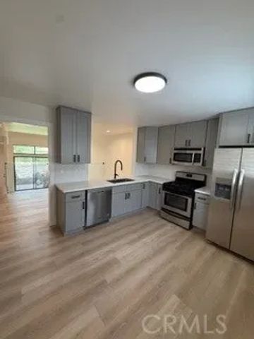 15137 Magnolia Boulevard C, Los Angeles, CA 91403