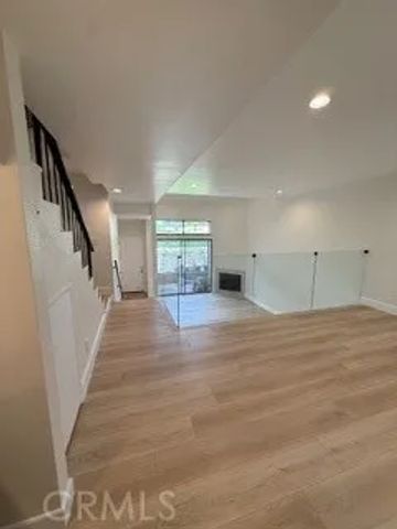 15137 Magnolia Boulevard C, Los Angeles, CA 91403
