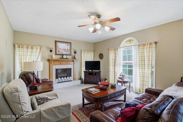 106 Mahaffey Cove, Raymond, MS 39154