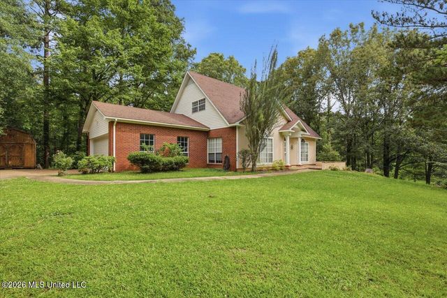 106 Mahaffey Cove, Raymond, MS 39154
