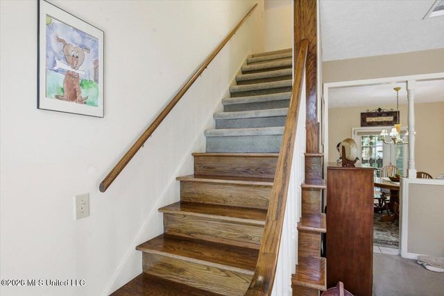 106 Mahaffey Cove, Raymond, MS 39154