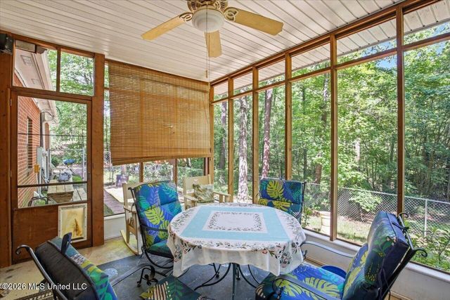106 Mahaffey Cove, Raymond, MS 39154