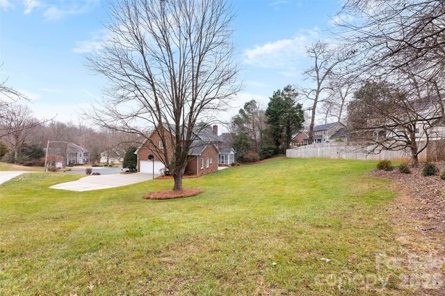 2017 Shadwell Court, Gastonia, NC 28056